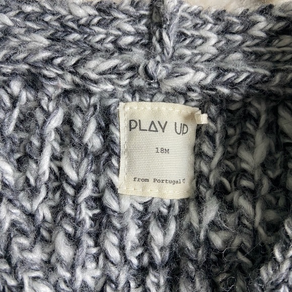 Play Up Baby Infant Winter Grey/White Yarn Knit Button Down Sweater - Picture 5 of 7